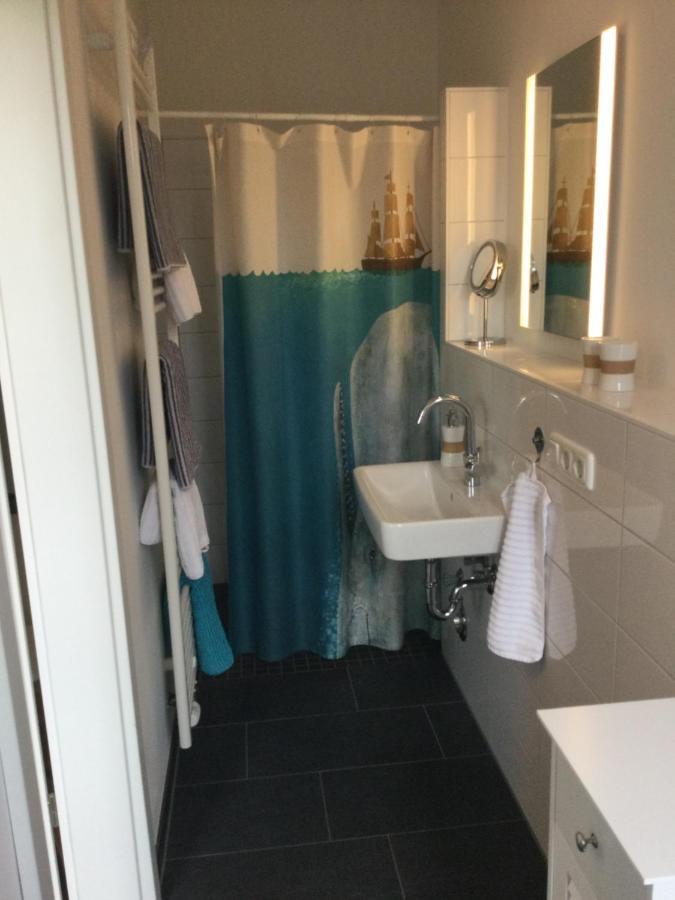 Ferienhaus Us Luett Hus Und Das Zimmer Linde Im Haupthaus Oldenbourg Extérieur photo