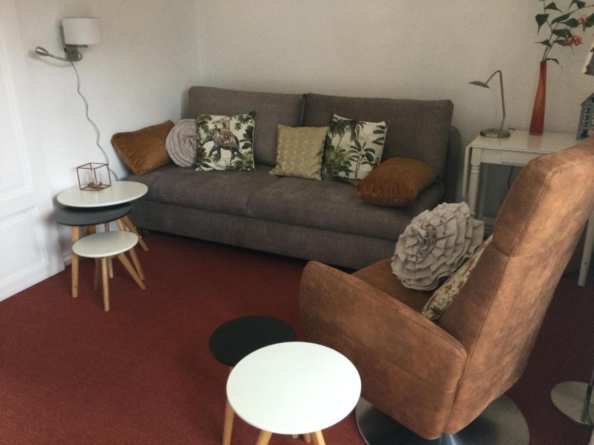 Ferienhaus Us Luett Hus Und Das Zimmer Linde Im Haupthaus Oldenbourg Extérieur photo